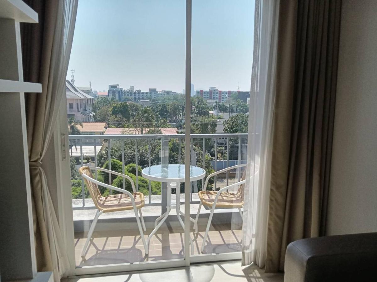 Appartamento Fluffy Bed And Seaview @Bangsaen Esterno foto